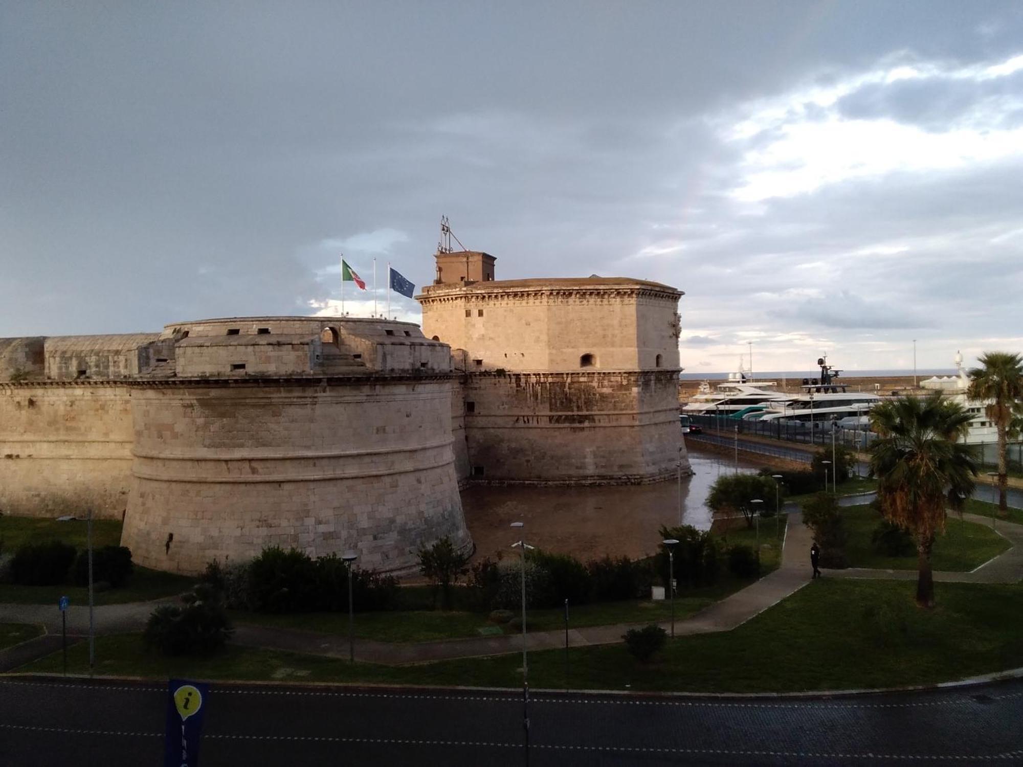 Quarta Strada Apartment Civitavecchia Ngoại thất bức ảnh